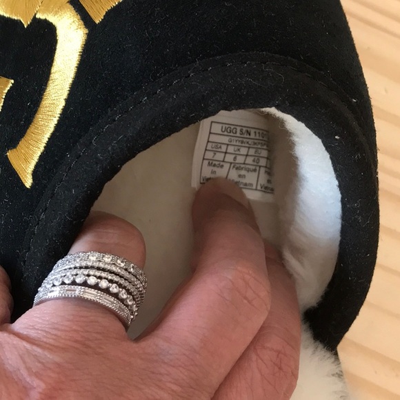 ugg slippers nwt - Picture 8 of 10